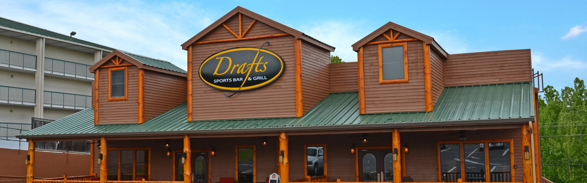 drafts-sports-bar-grill-westgate-branson-woods-resort-in-branson