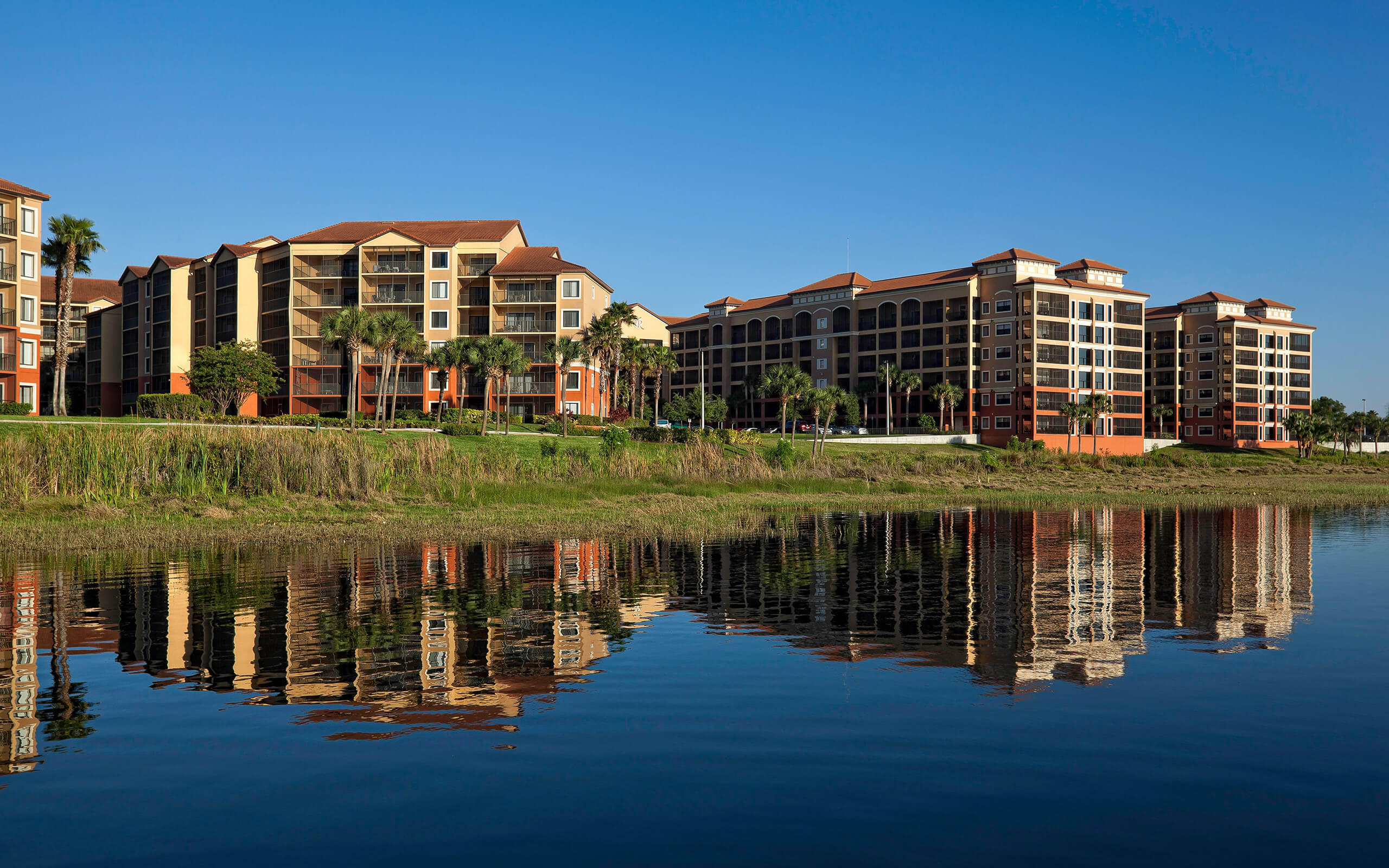 Visit Westgate Lakes Resort & Spa