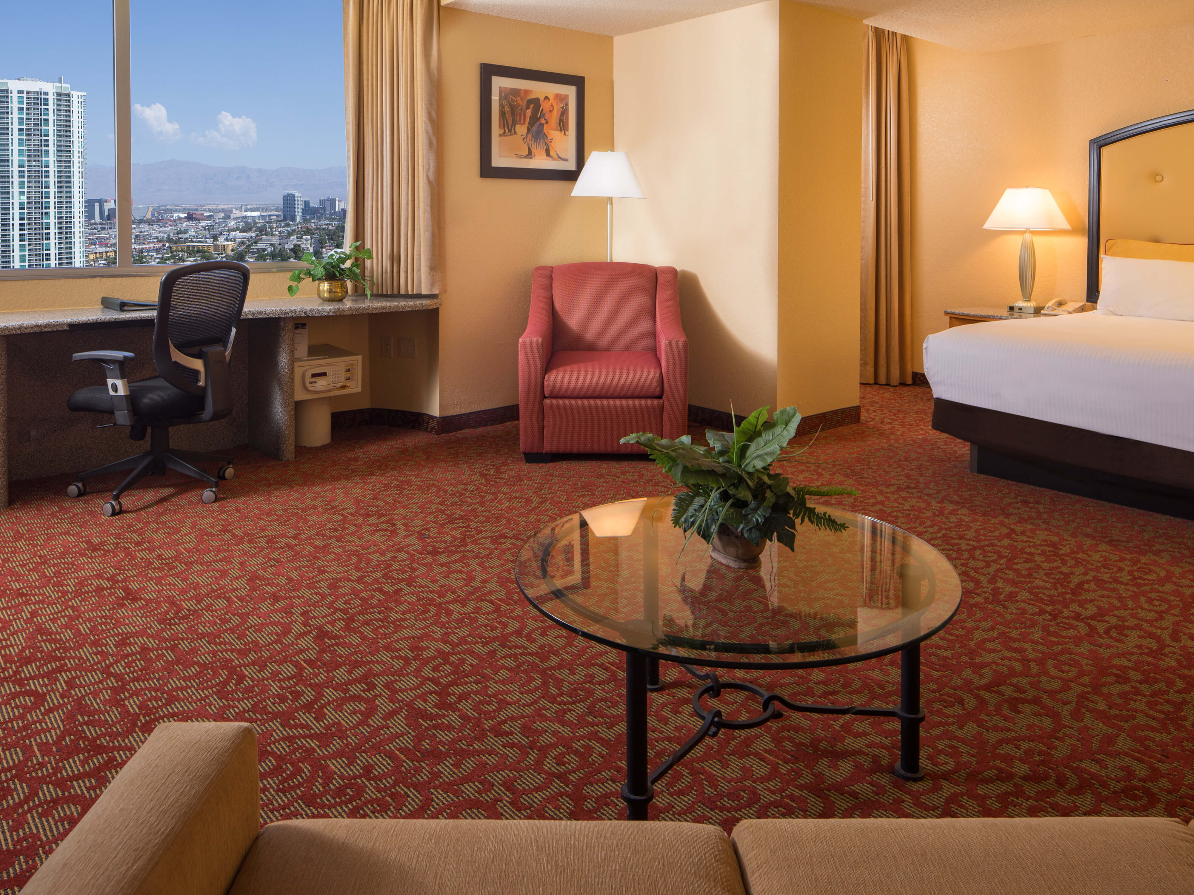 Westgate Hotel In Las Vegas Offers Spacious Accommodations